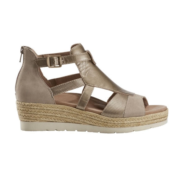 earth jasmine sandal